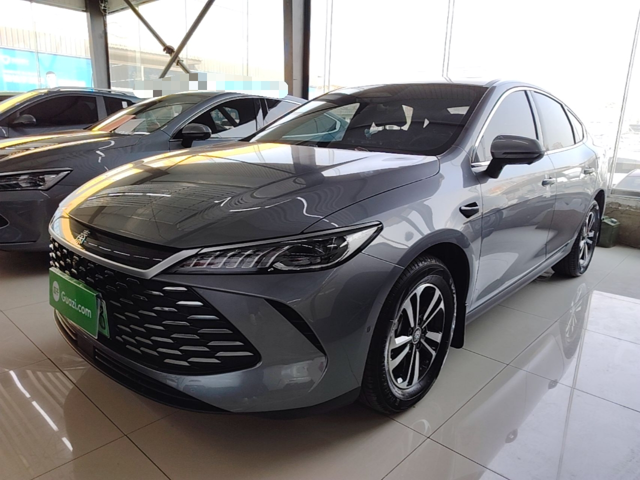 Qin PLUS 2025 DM-i ADAS 120KM