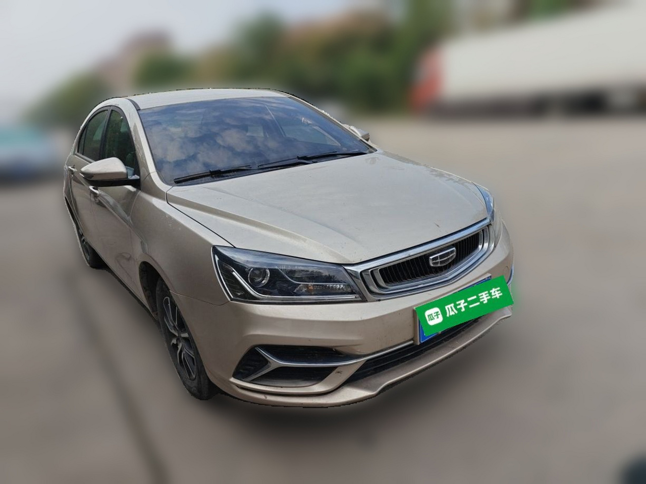 Emgrand 2019 1.5L CVT Luxury China VI photo 3