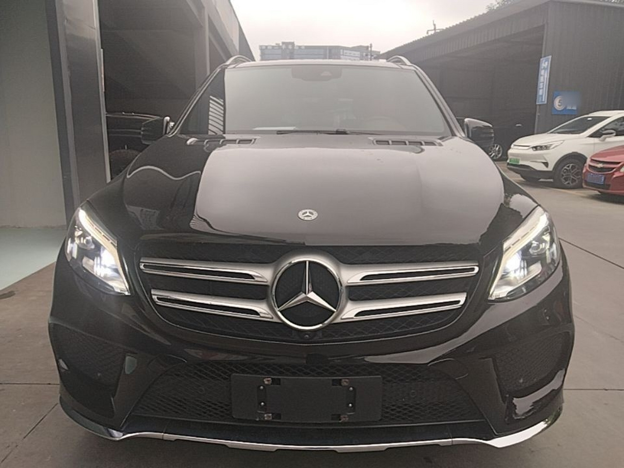 GLE Imported 2019 GLE 320 4MATIC Dynamic Edition photo 2