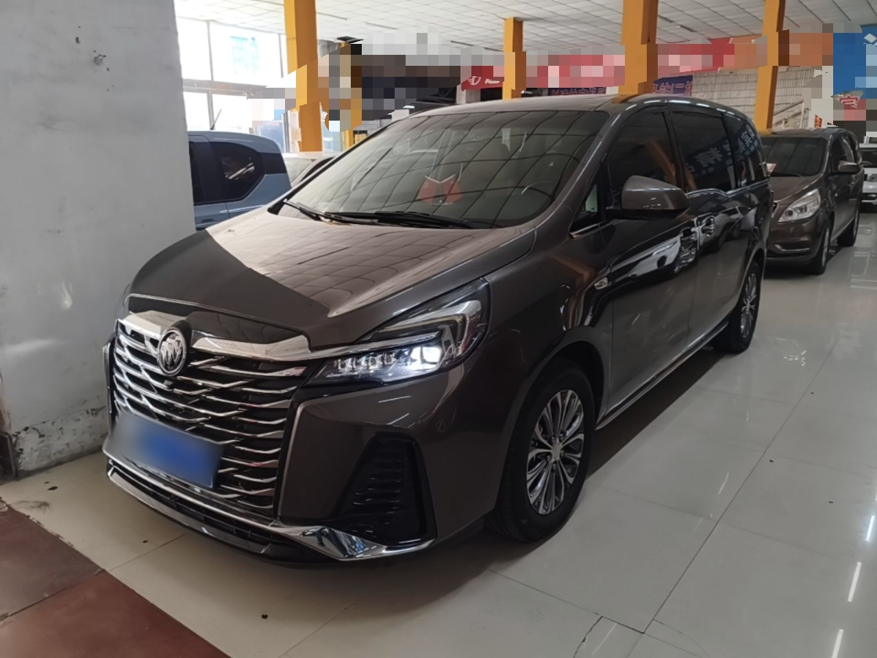 GL8 2023 Facelift Luxury