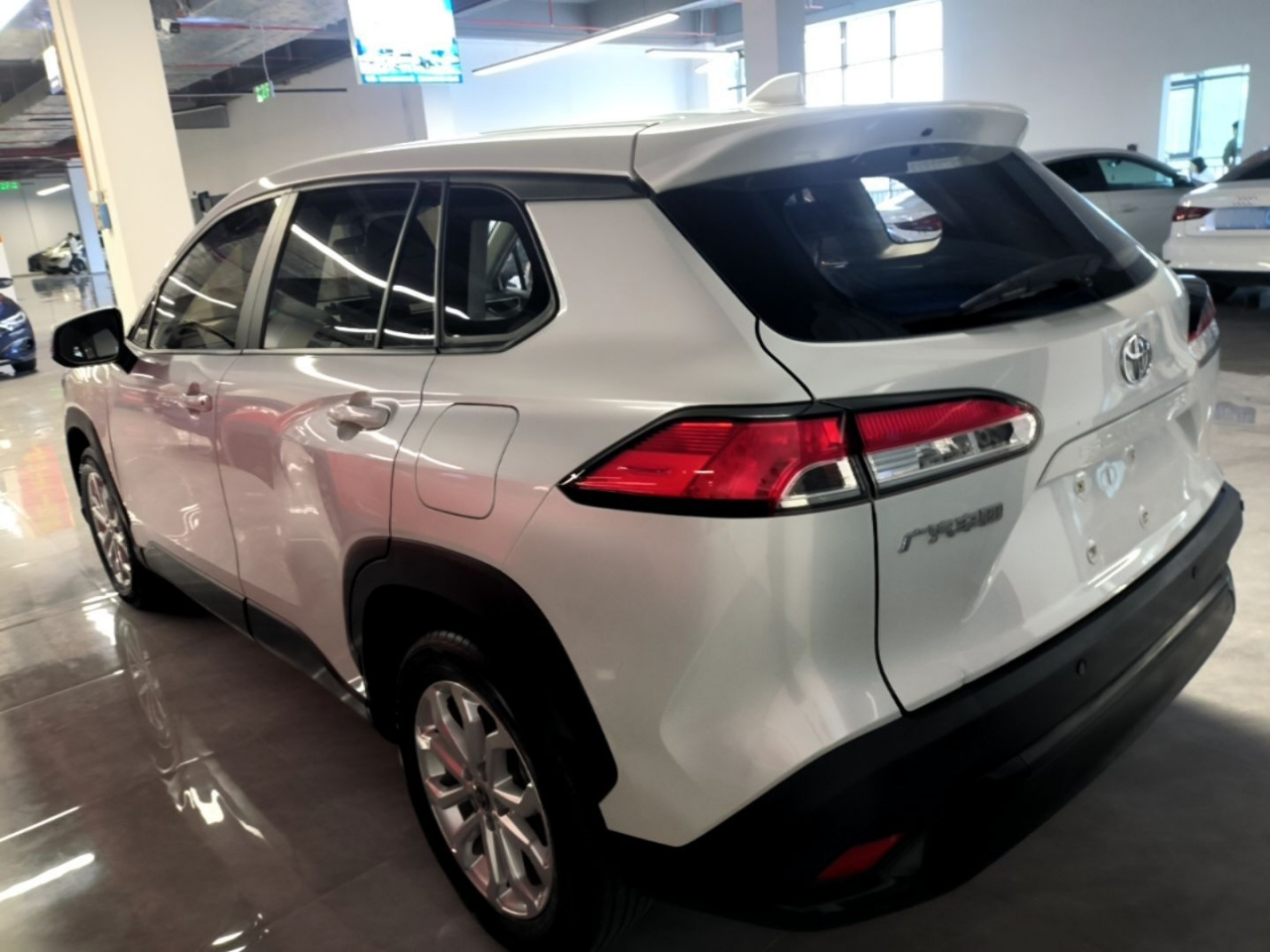 Frontlander 2024 2.0L CVT Elite plus photo 4