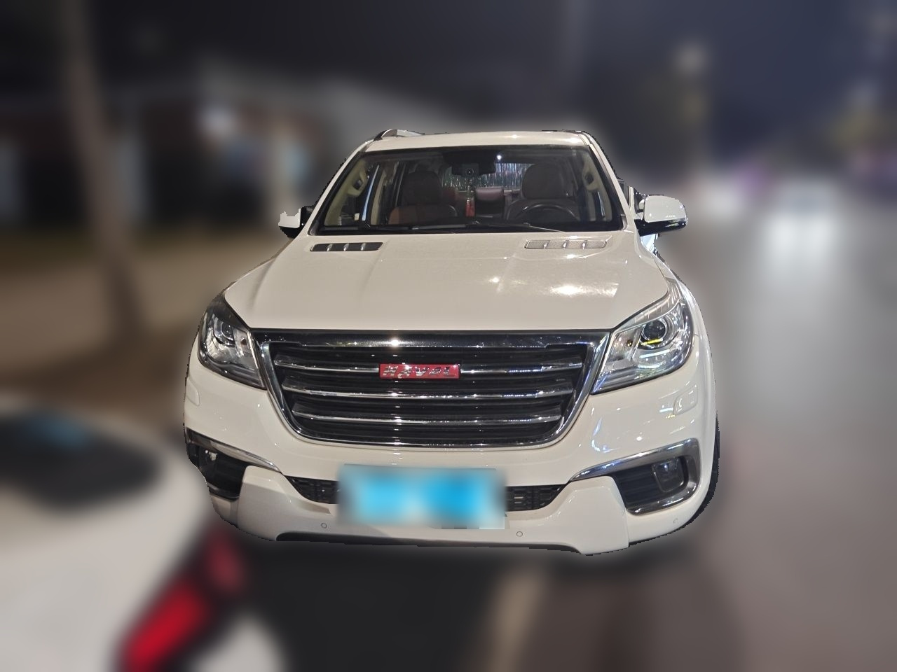 H9 2015 2.0T AWD Luxury 7-Seater photo 2