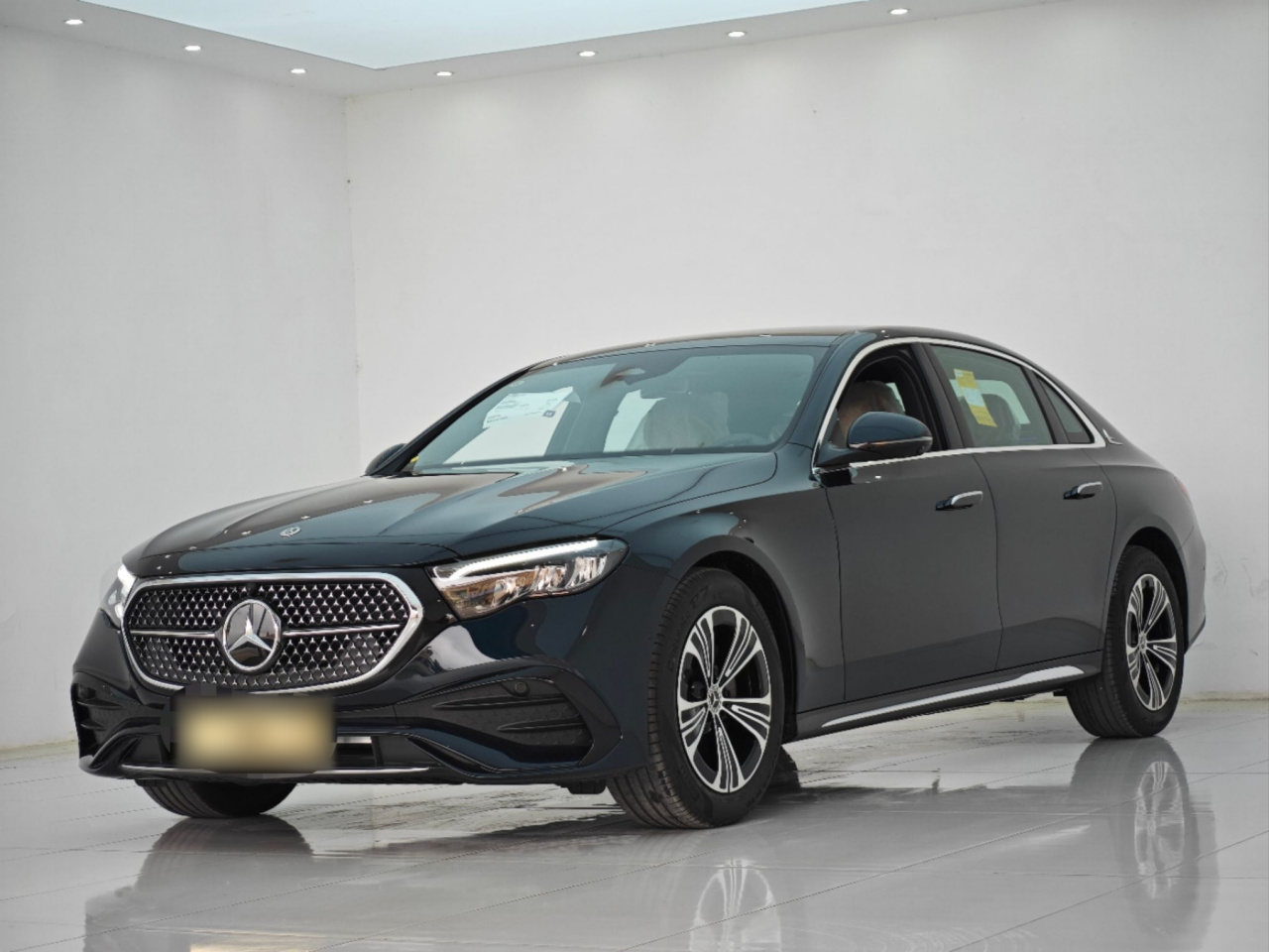 E-Class 2025 E 260 L Sport