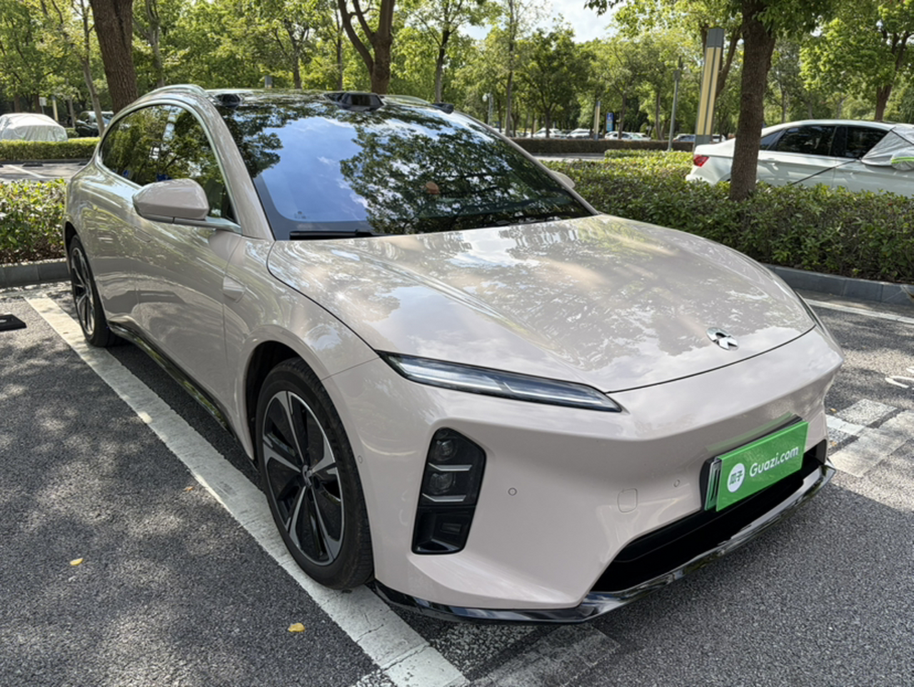 ET5T 2025 75kWh Touring photo 4