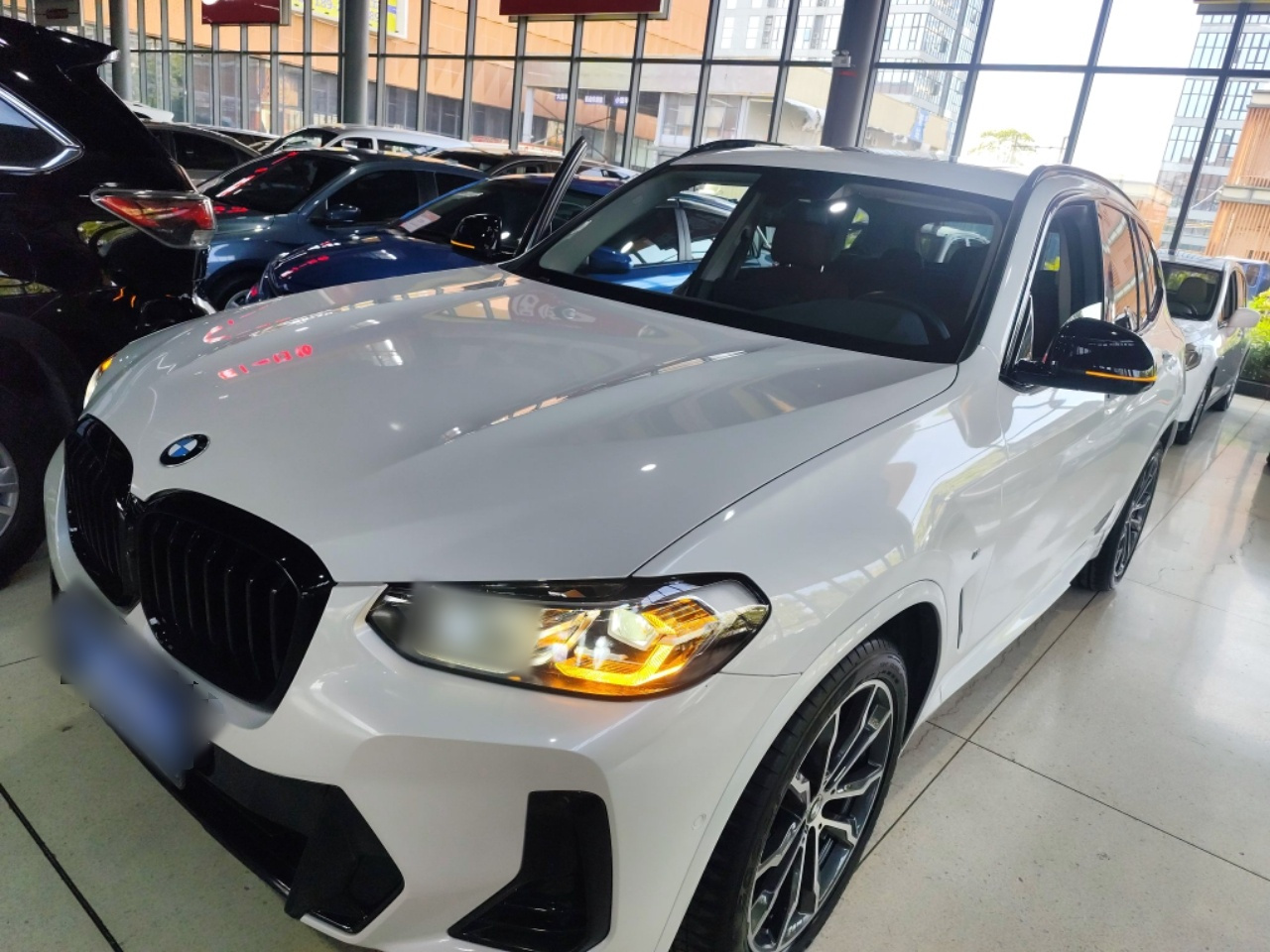 X3 2023 xDrive30i Leading M Night Package