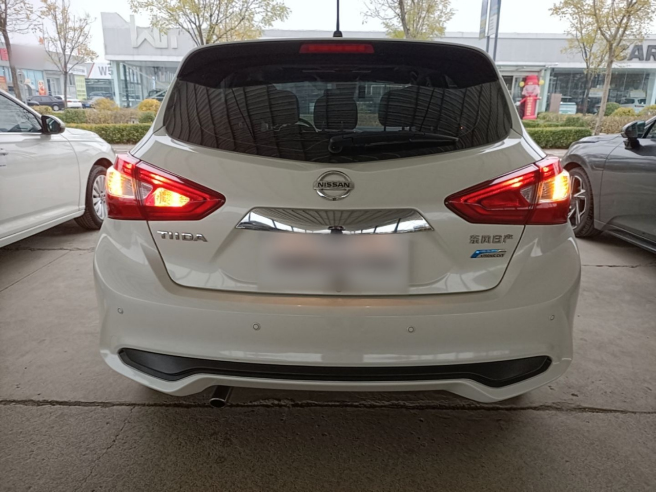 Tiida 2016 1.6L CVT photo 5