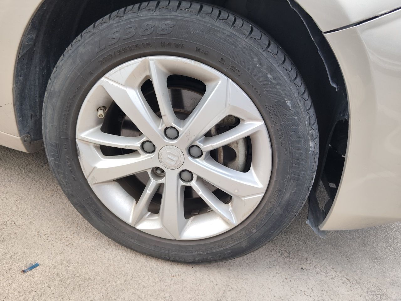 Emgrand GL 2021 UP 1.4T CVT photo 2