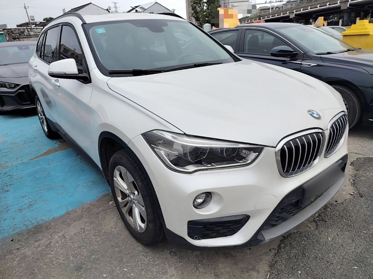 X1 2016 sDrive18Li Exclusive photo 3