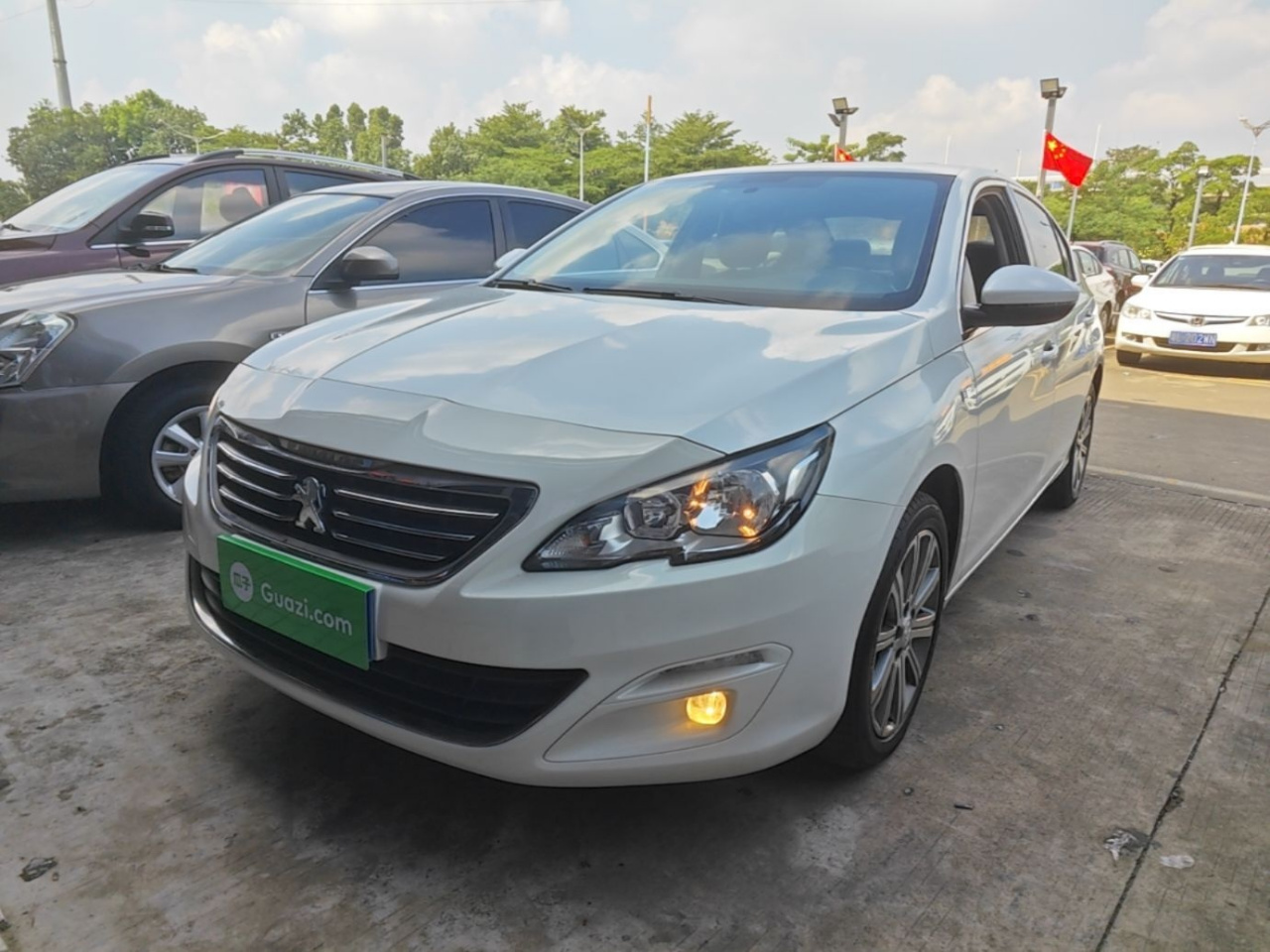408 2016 1.6T AT Luxury