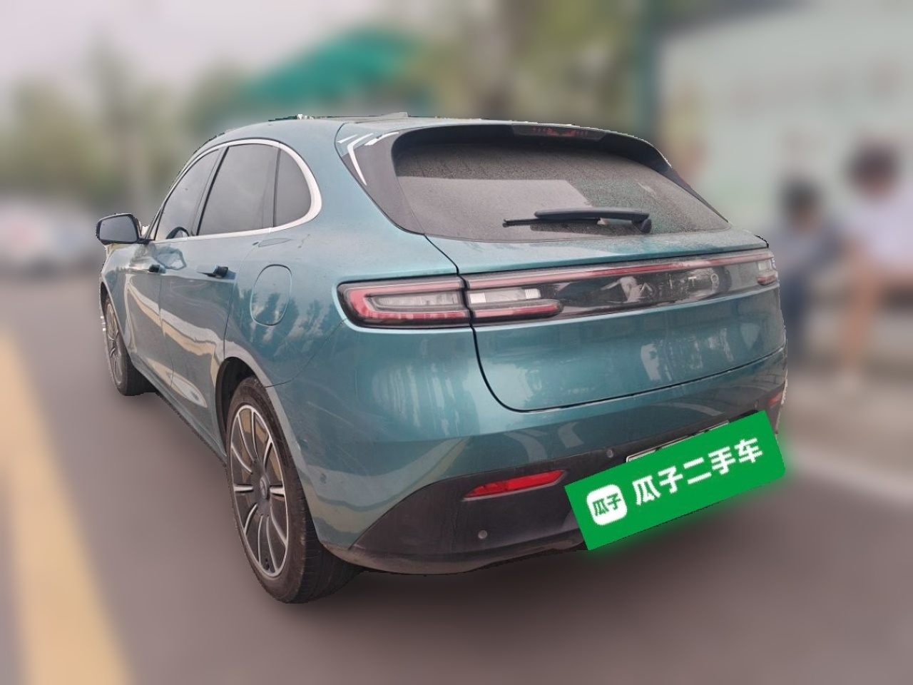 HIMA AITO M5 2022 EV AWD Performance photo 4
