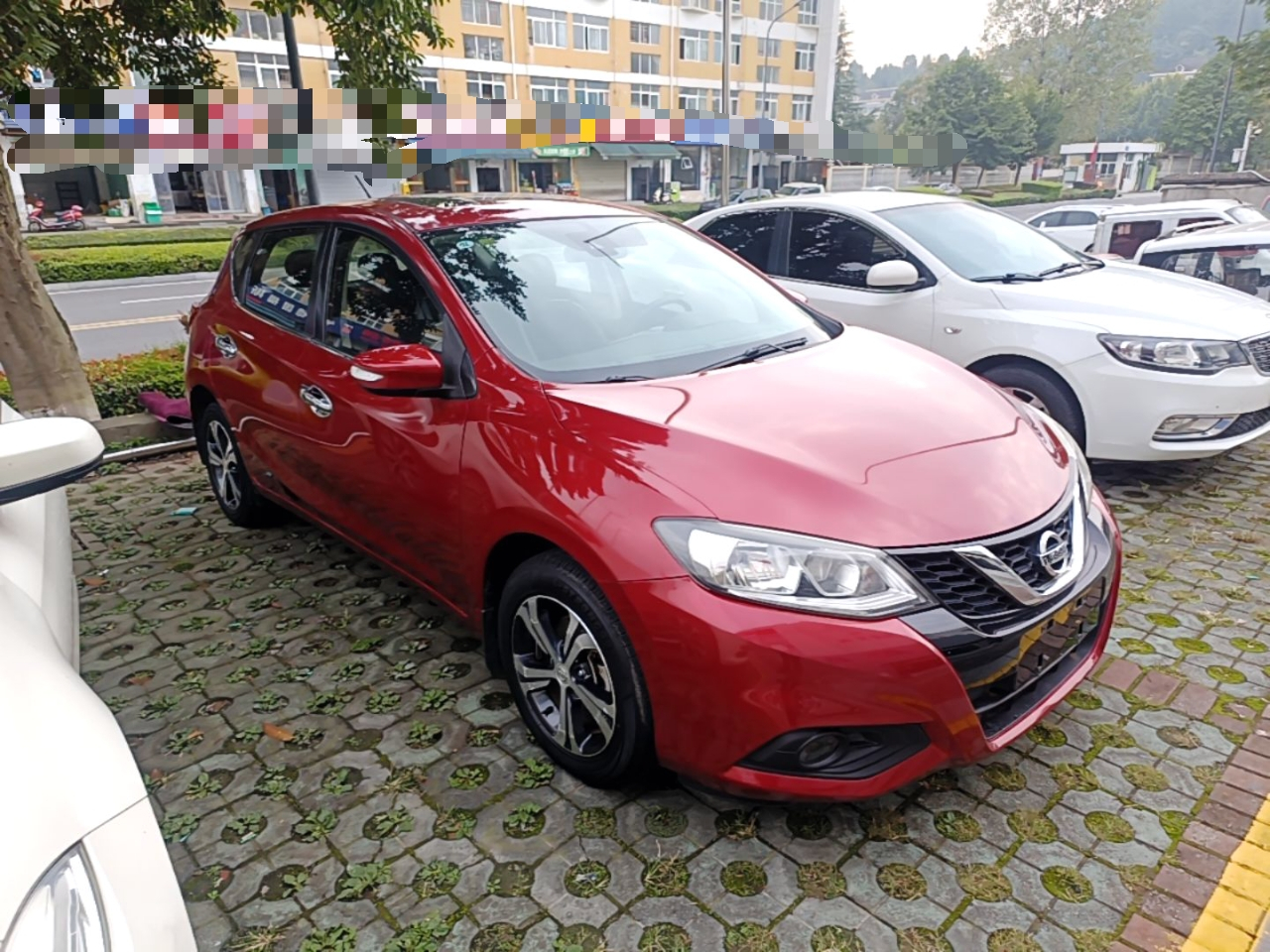 Tiida 2016 1.6L CVT photo 3