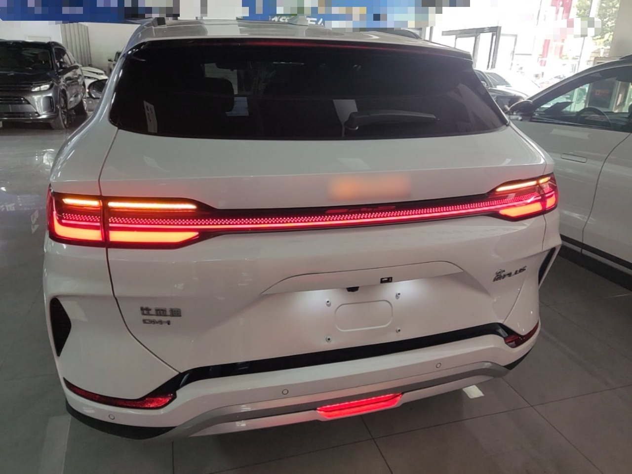 Song PLUS EV 2025 DM-i 112KM Premium photo 5