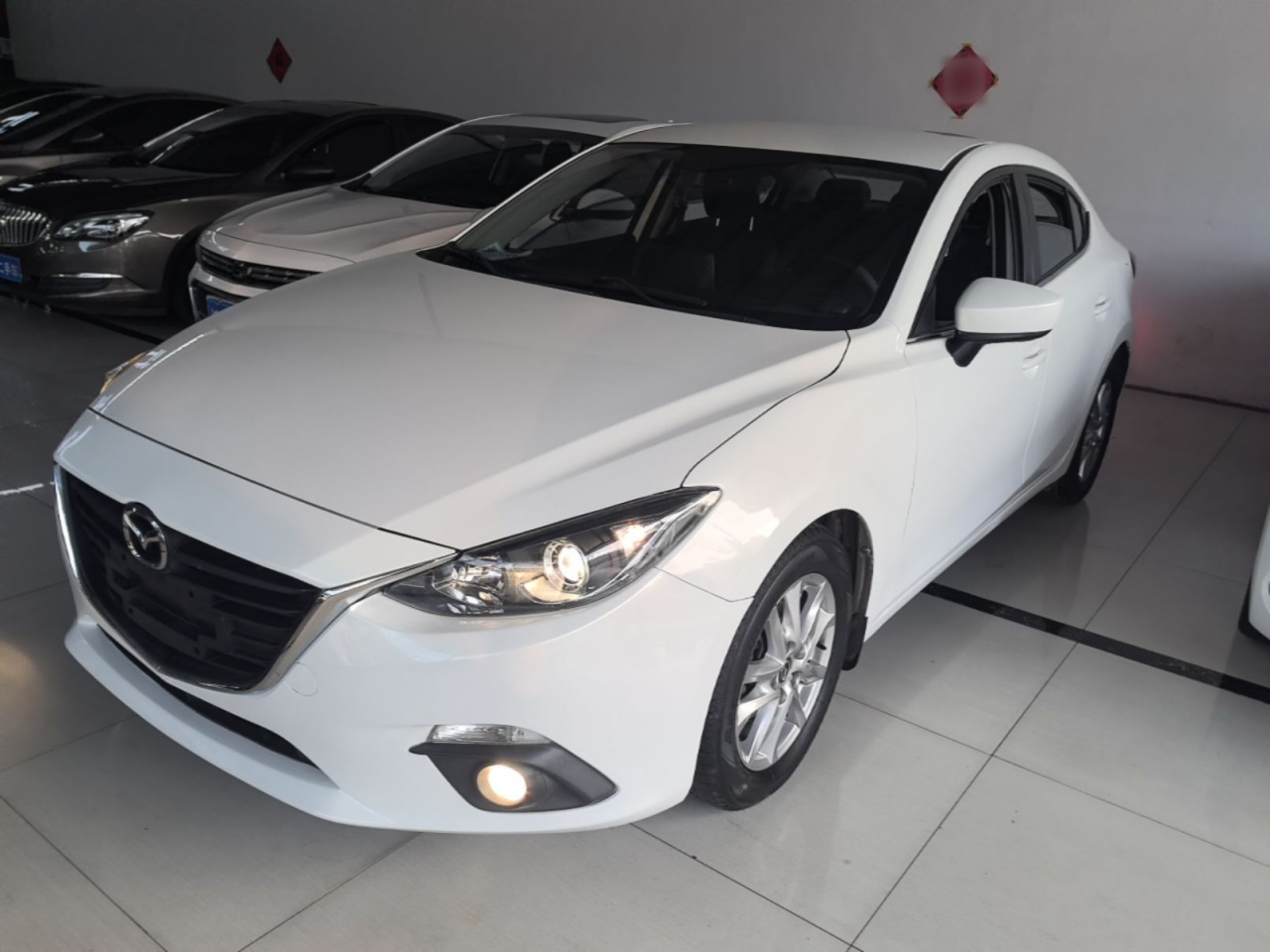 3 Axela 2016 Sedan 1.5L AT Comfort
