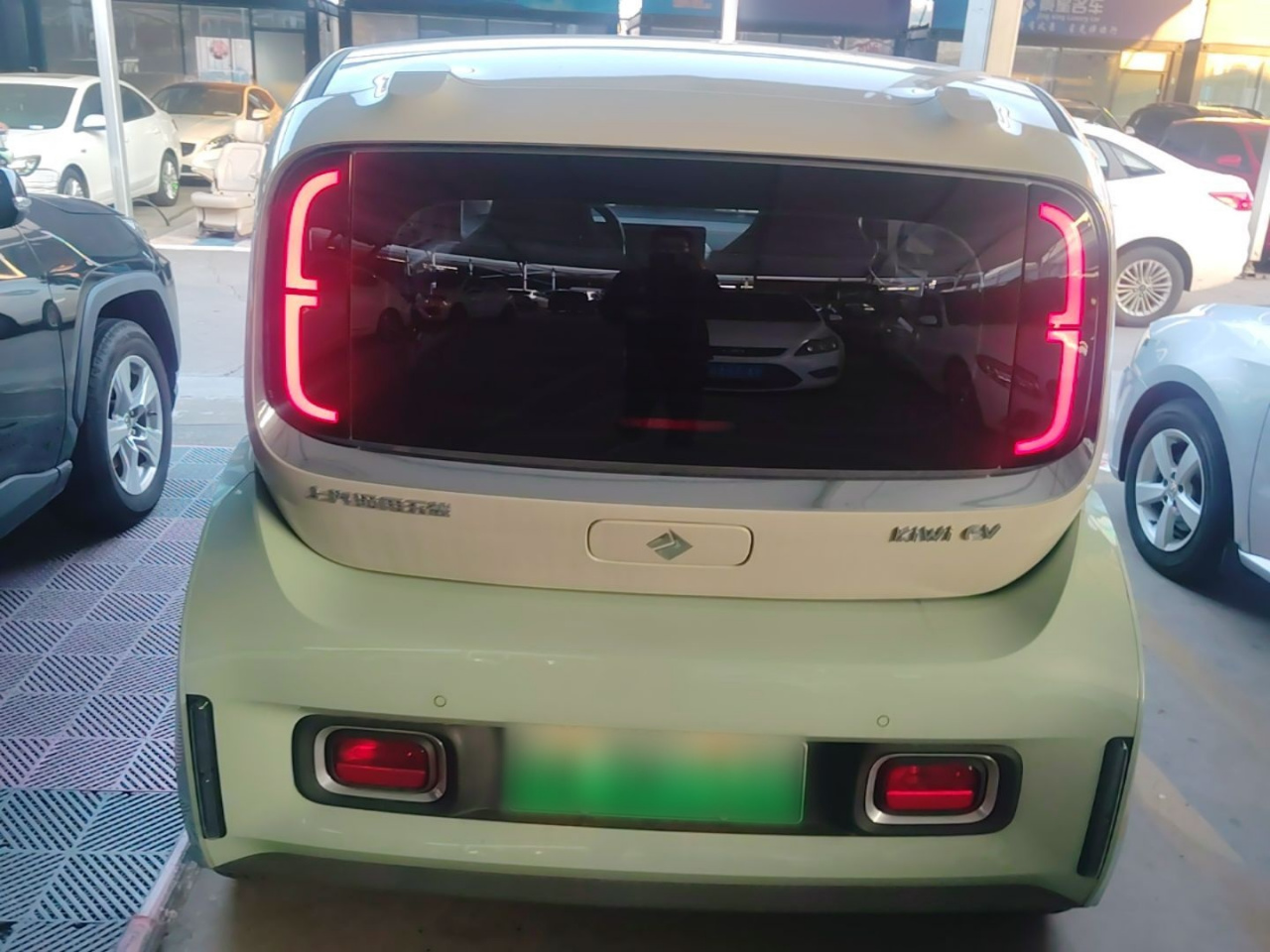KiWi EV 2023 LFP photo 5