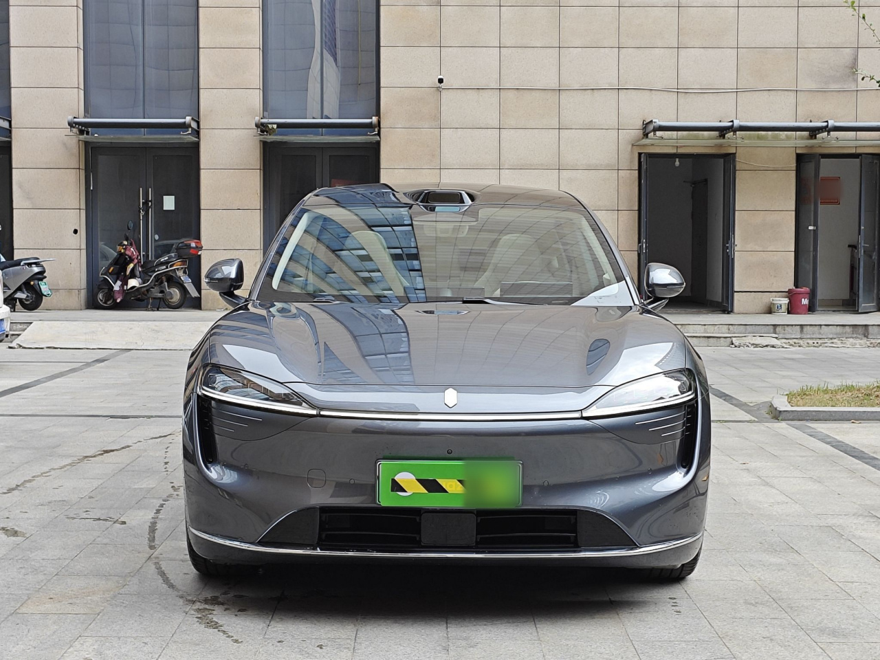 HIMA Luxeed R7 2024 EV 802km Max photo 2