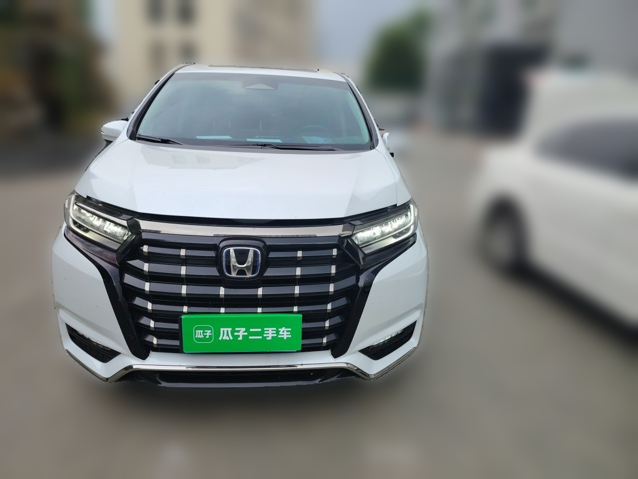 Elysion 2024 2.0L e:HEV Luxury photo 3