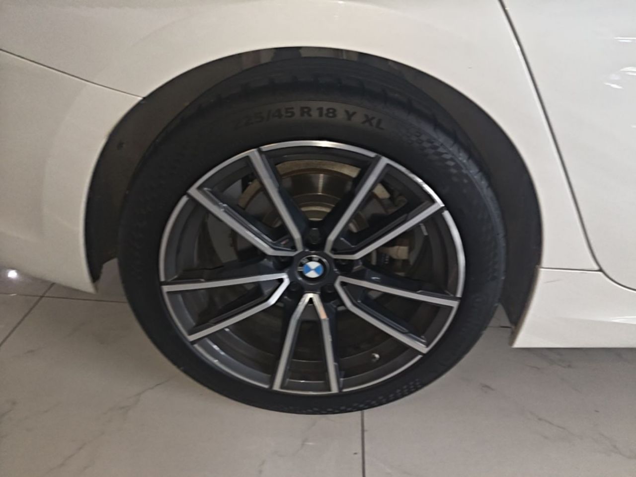3 Series 2022 325Li M Sport Package photo 4