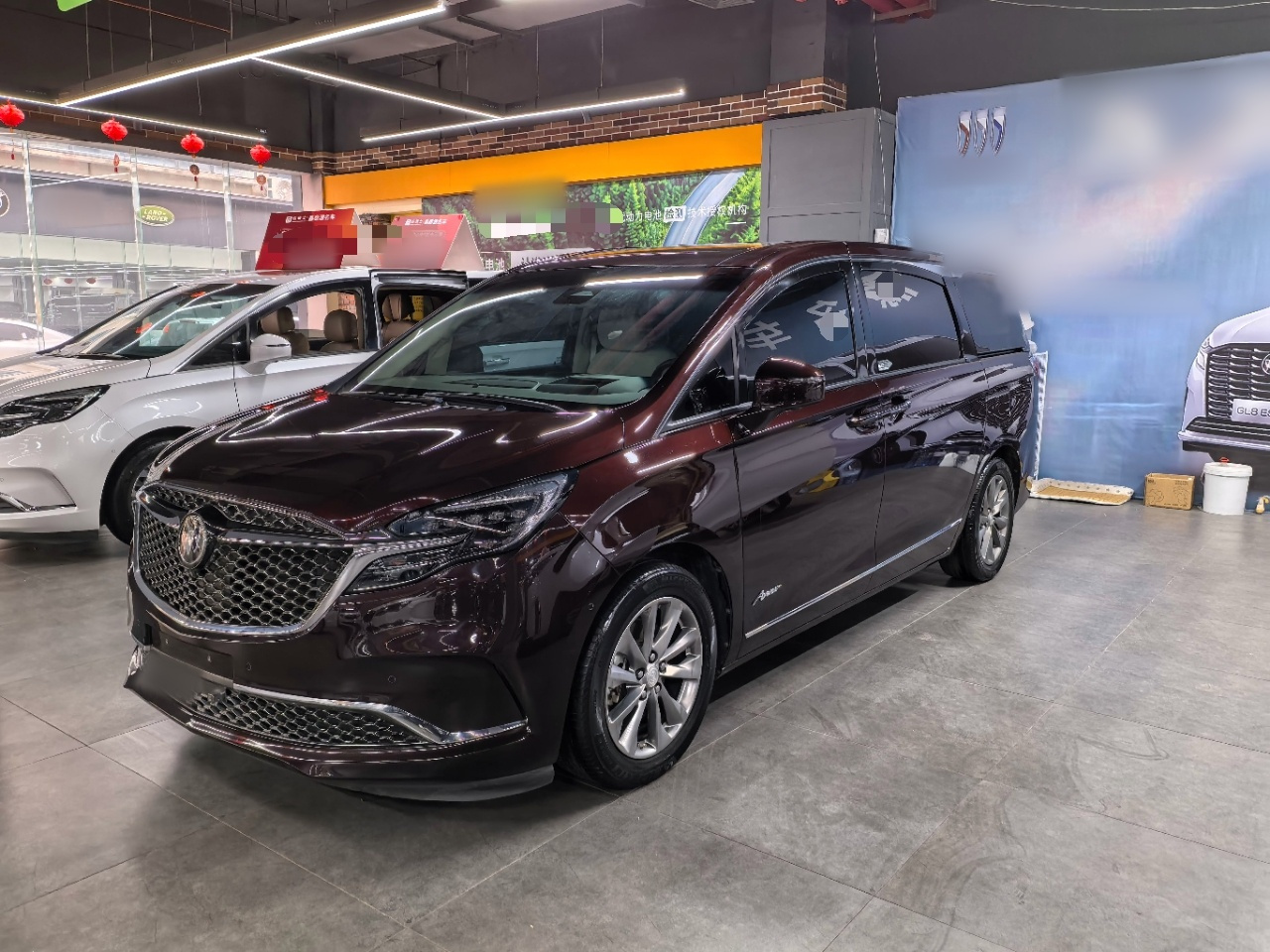 GL8 2021 Avenir 6-Seater