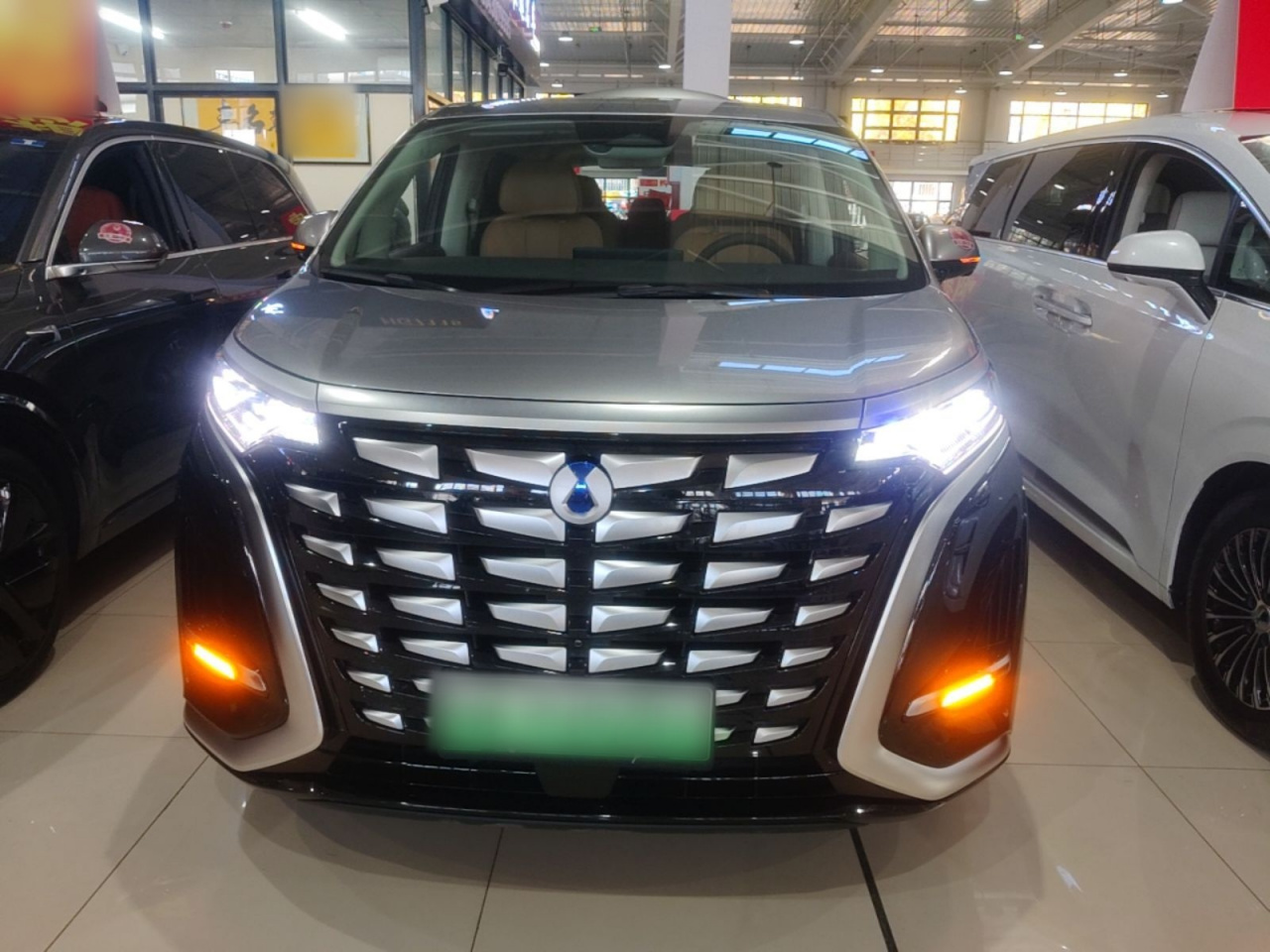 D9 2024 DM-i 980 AWD Premium photo 2
