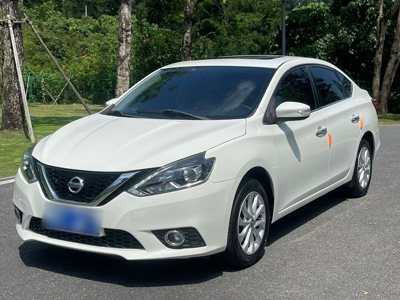 Sylphy 2018 1.6XV CVT Exclusive