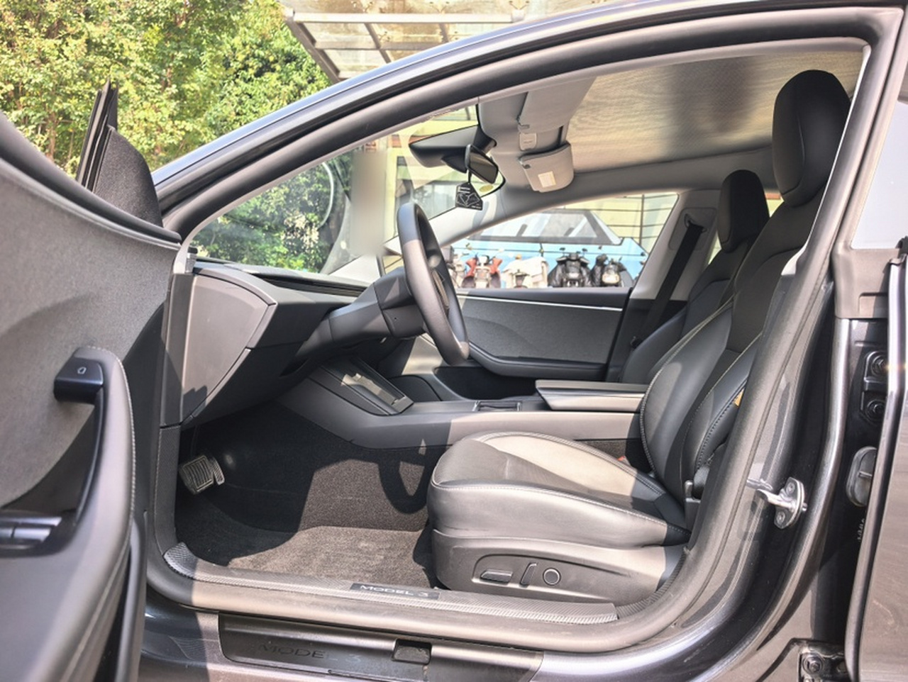 Model 3 2025 RWD photo 5