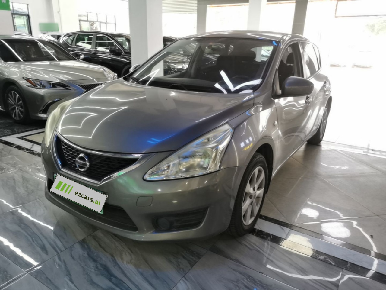 Tiida 2014 1.6L CVT Comfort
