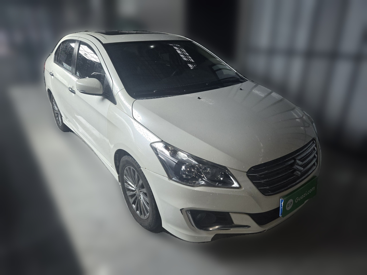 2015 1.6L AT Exclusive photo 3