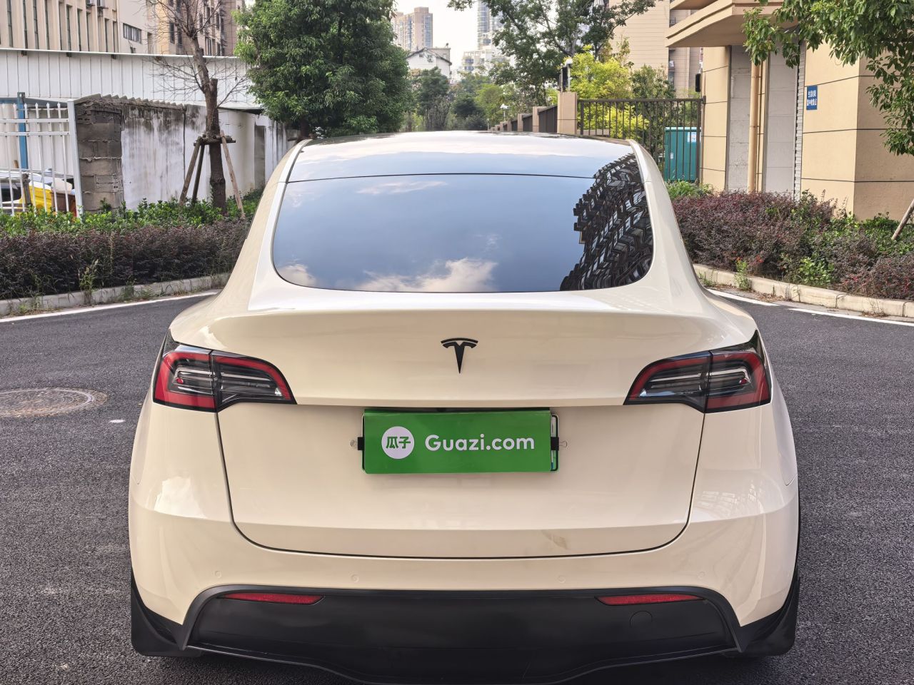 Model Y 2022 RWD photo 5