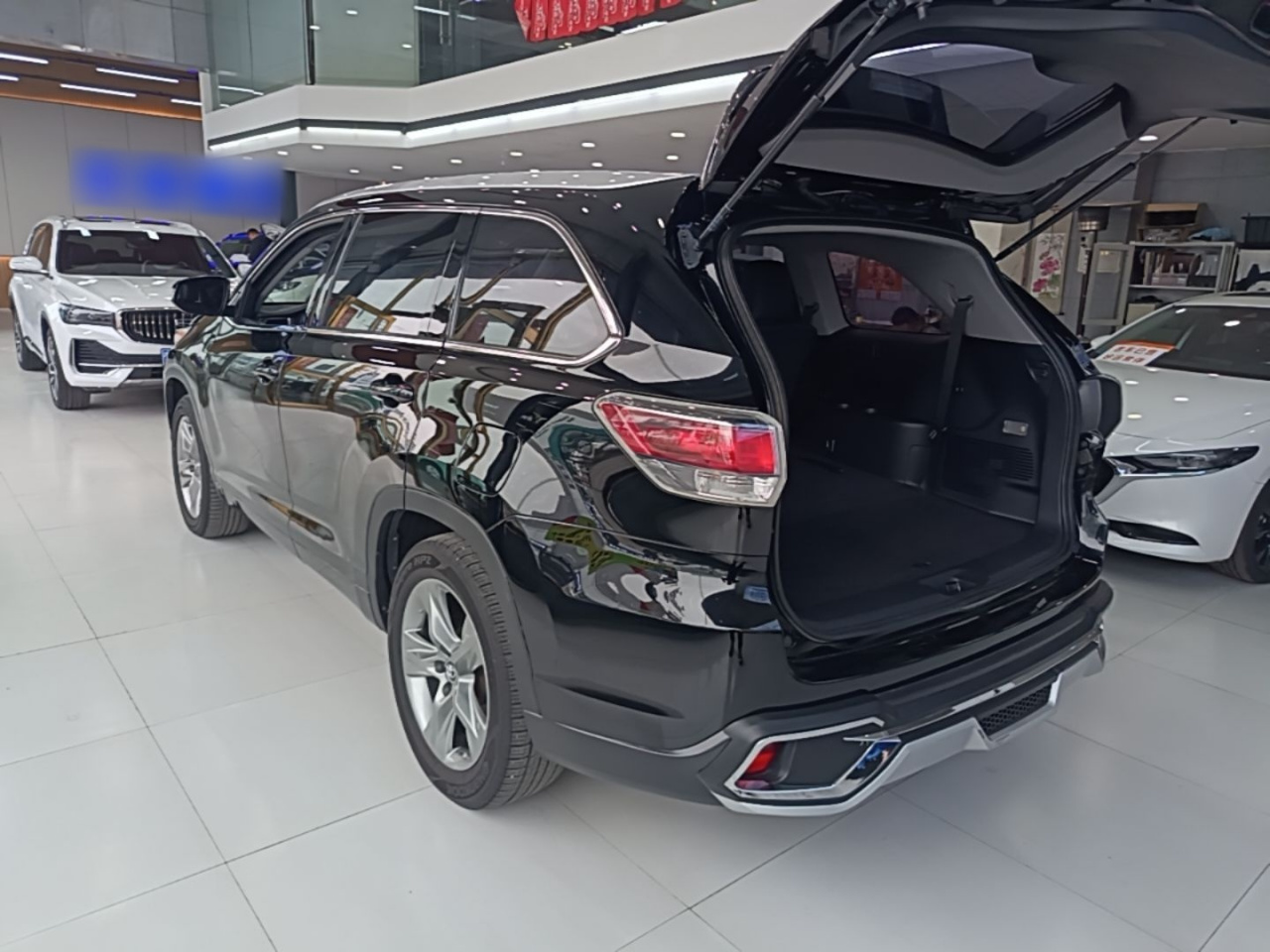 Highlander 2015 2.0T AWD Luxury 7-Seater photo 4