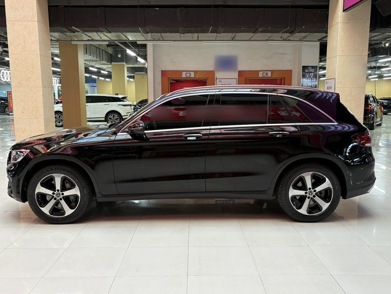 GLC 2022 Facelift GLC 260 L 4MATIC Dynamic photo 3