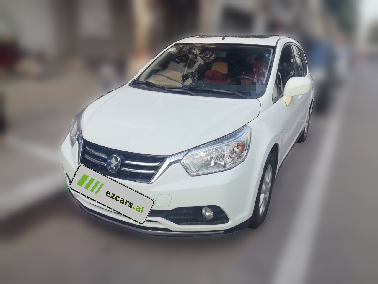 R50 2015 1.6L MT Luxury