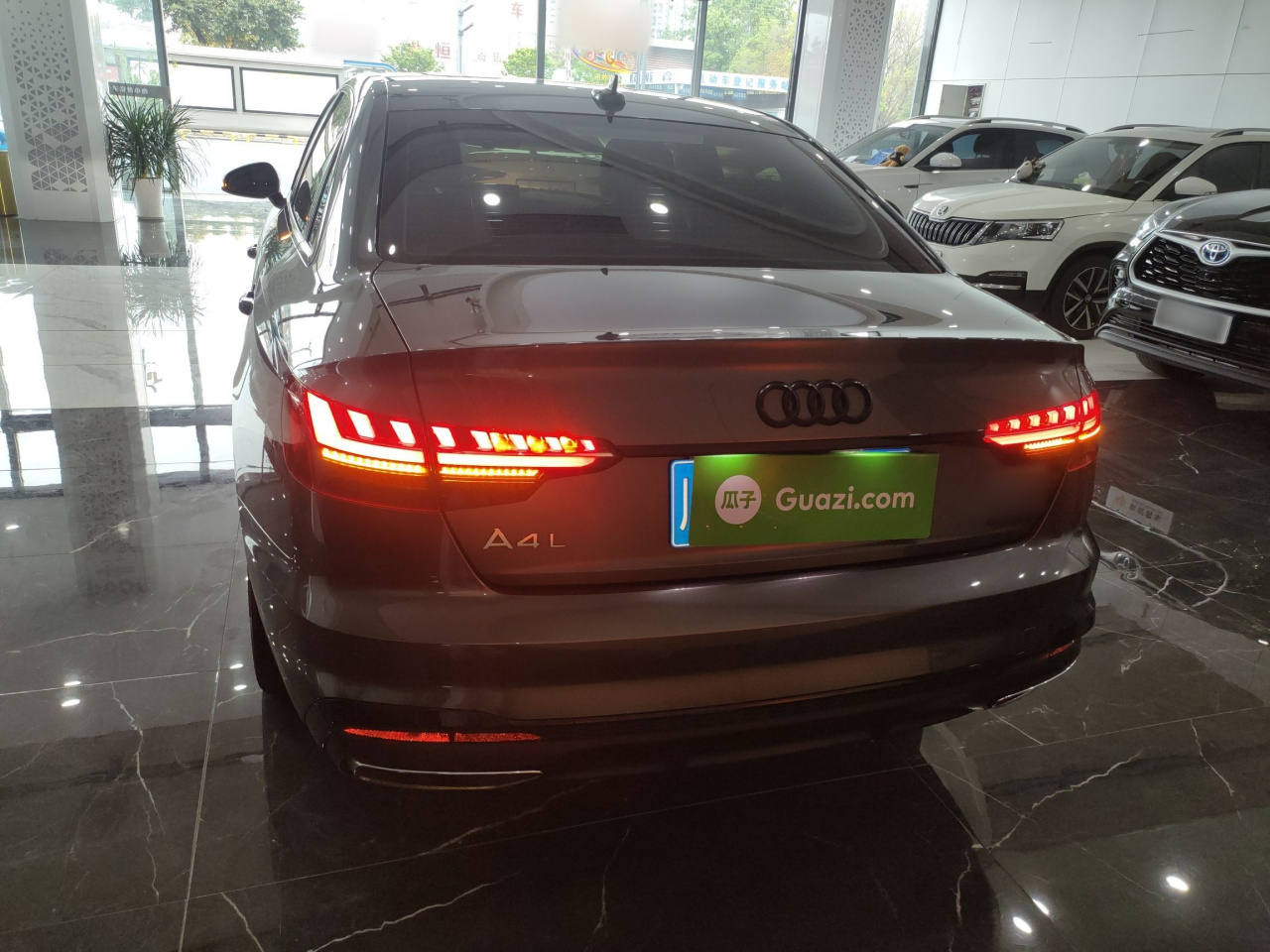 A4L 2023 40 TFSI Luxury Dynamic photo 3