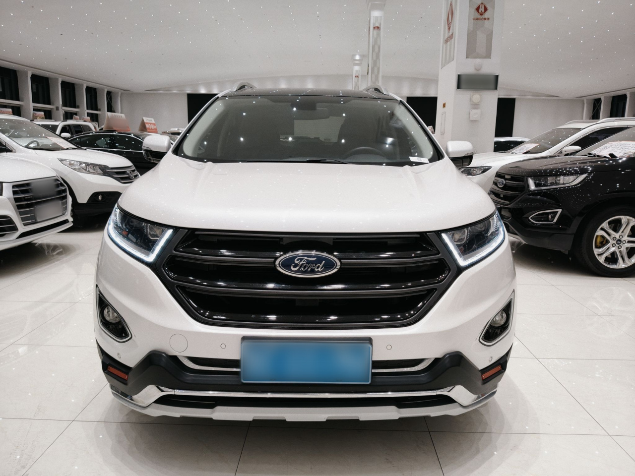 Edge 2018 EcoBoost 245 AWD 7-Seater photo 2