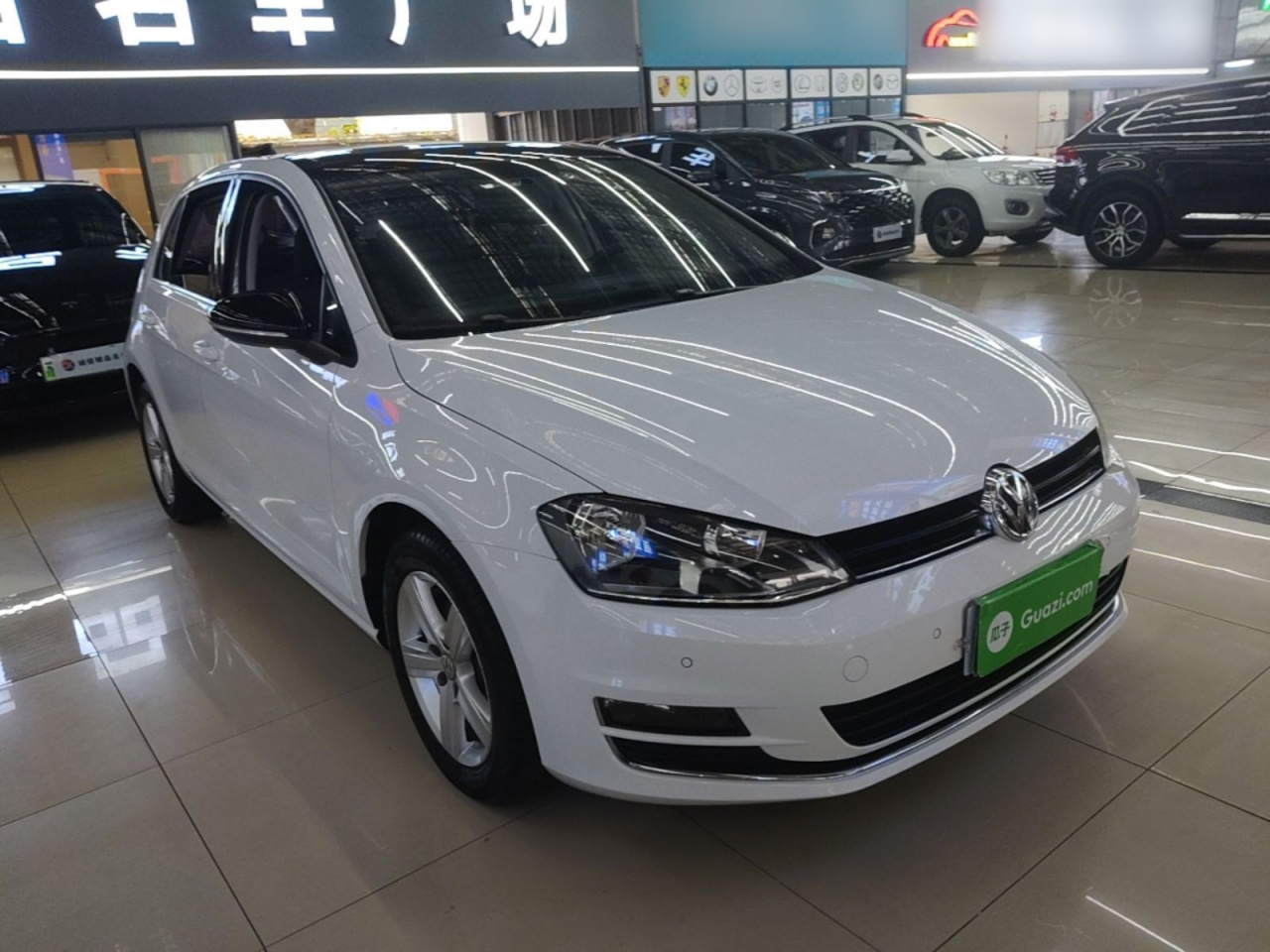 Golf 2017 230TSI AT Comfort Anniversary Edition photo 3