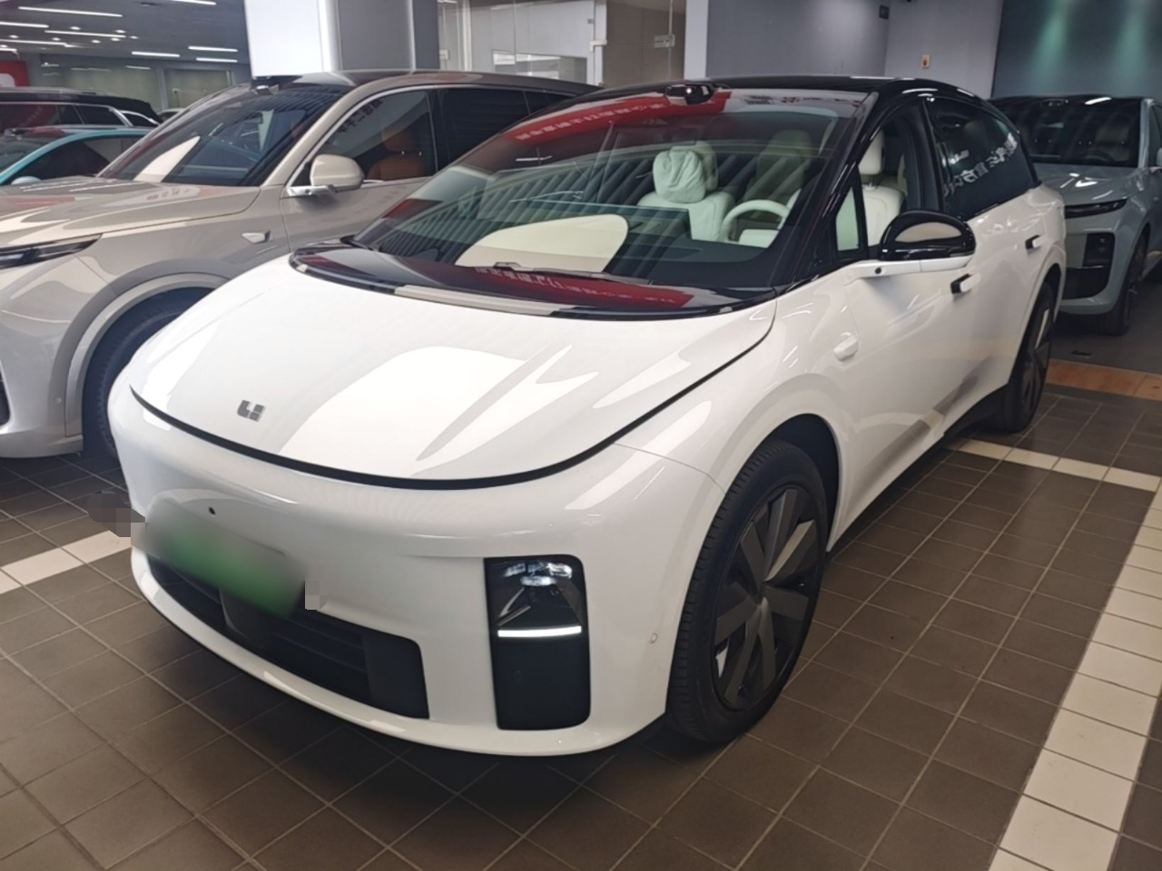 Li Auto i6 2025 AWD Standard