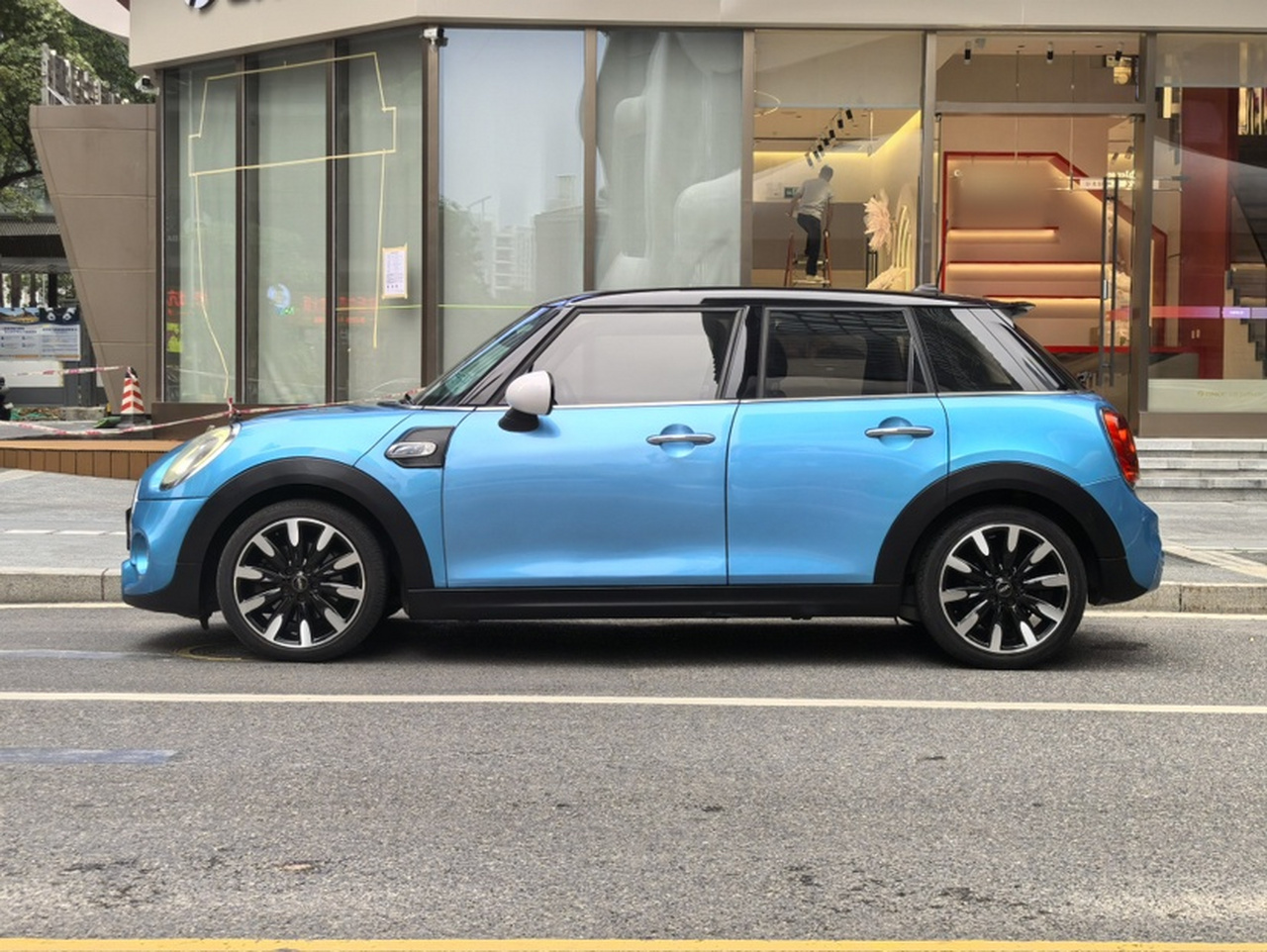 2015 2.0T COOPER S 5-Door photo 3