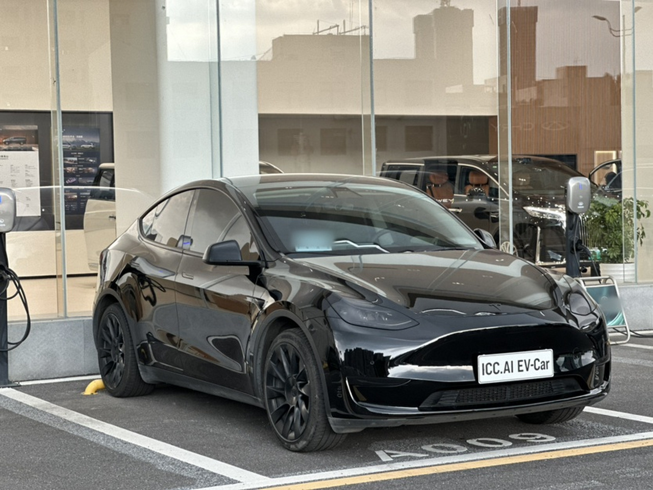 Model Y 2022 Facelift RWD photo 2