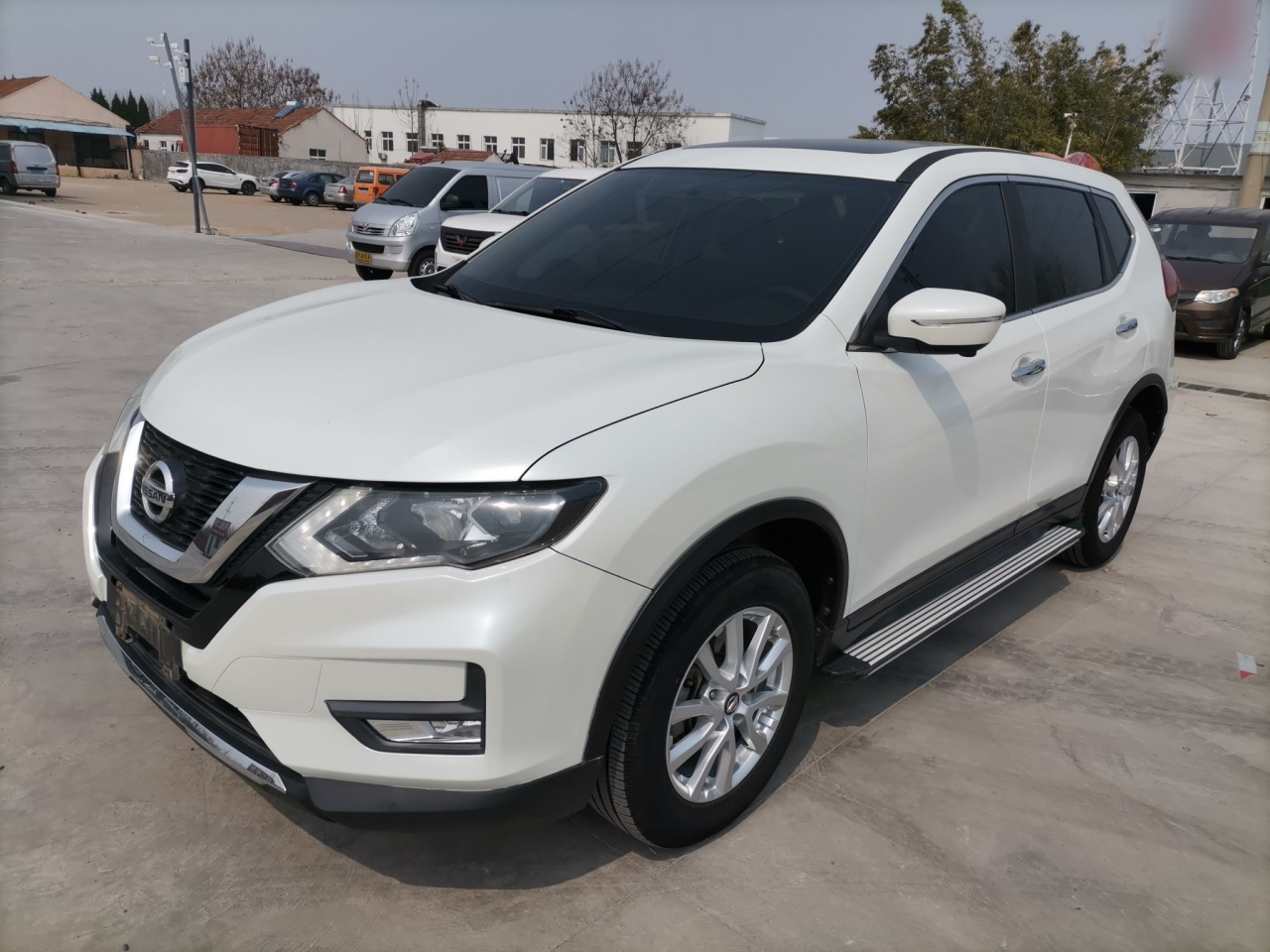 X-Trail 2017 2.0L CVT Comfort 2WD