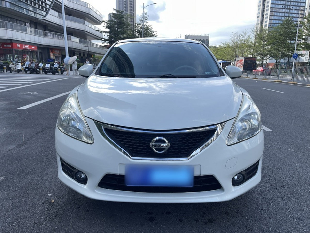 Tiida 2011 1.6L CVT Smart photo 4
