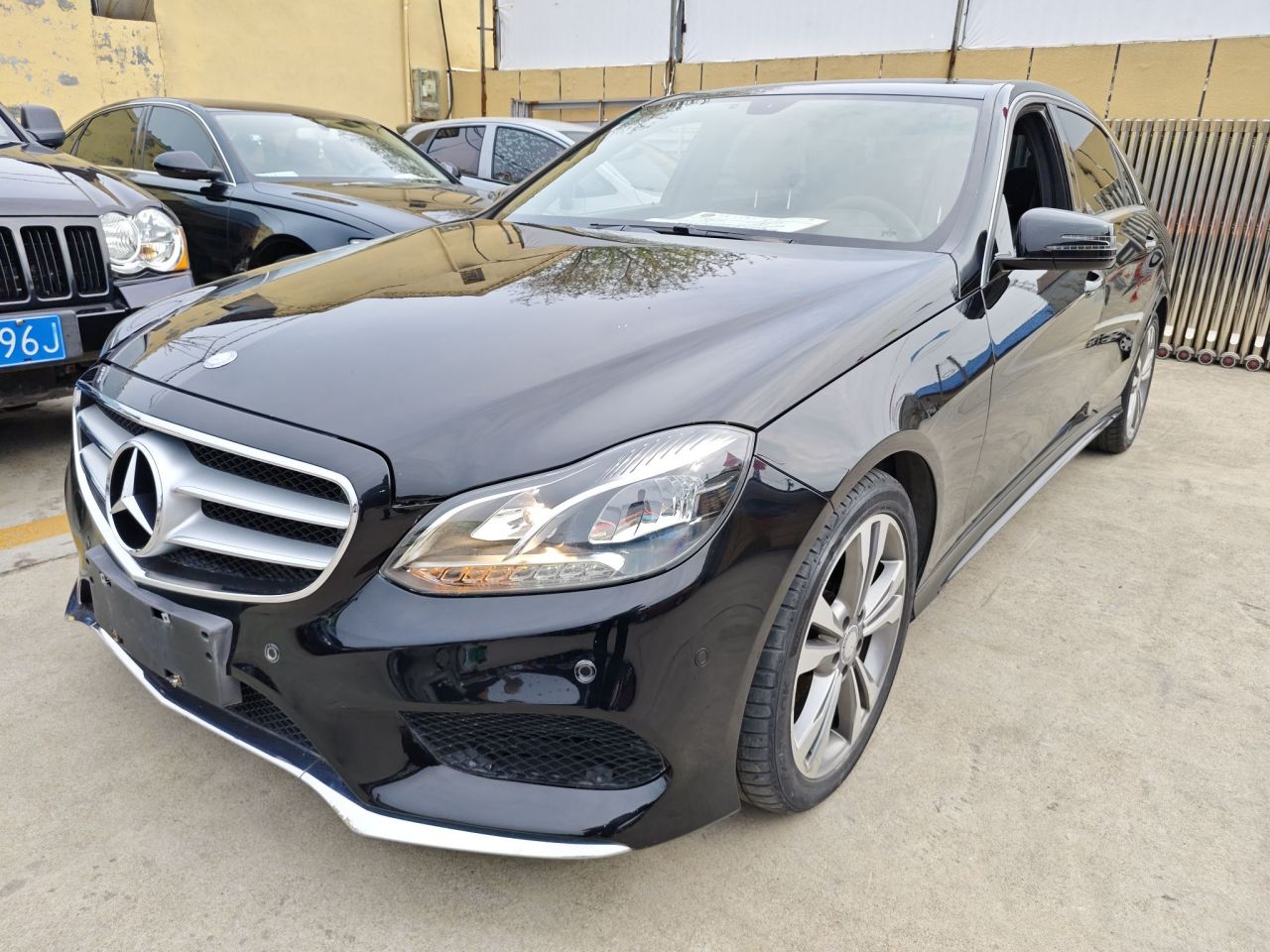 E-Class 2015 Facelift E 200 L Sport