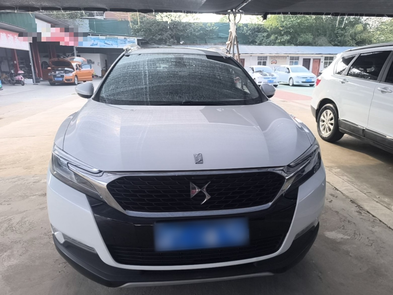 6 2014 1.6T Luxury THP160 photo 2