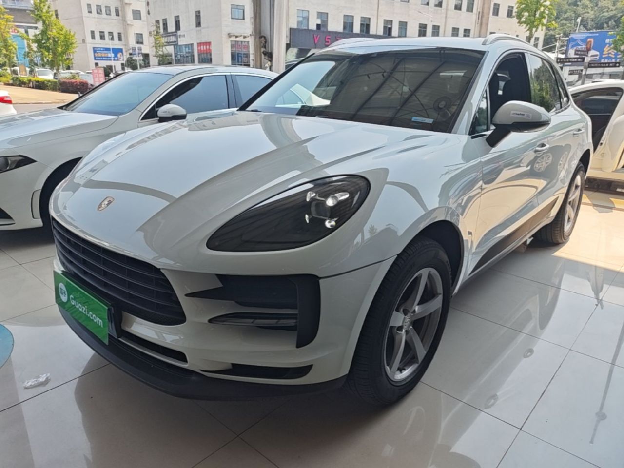 2018 Macan 2.0T