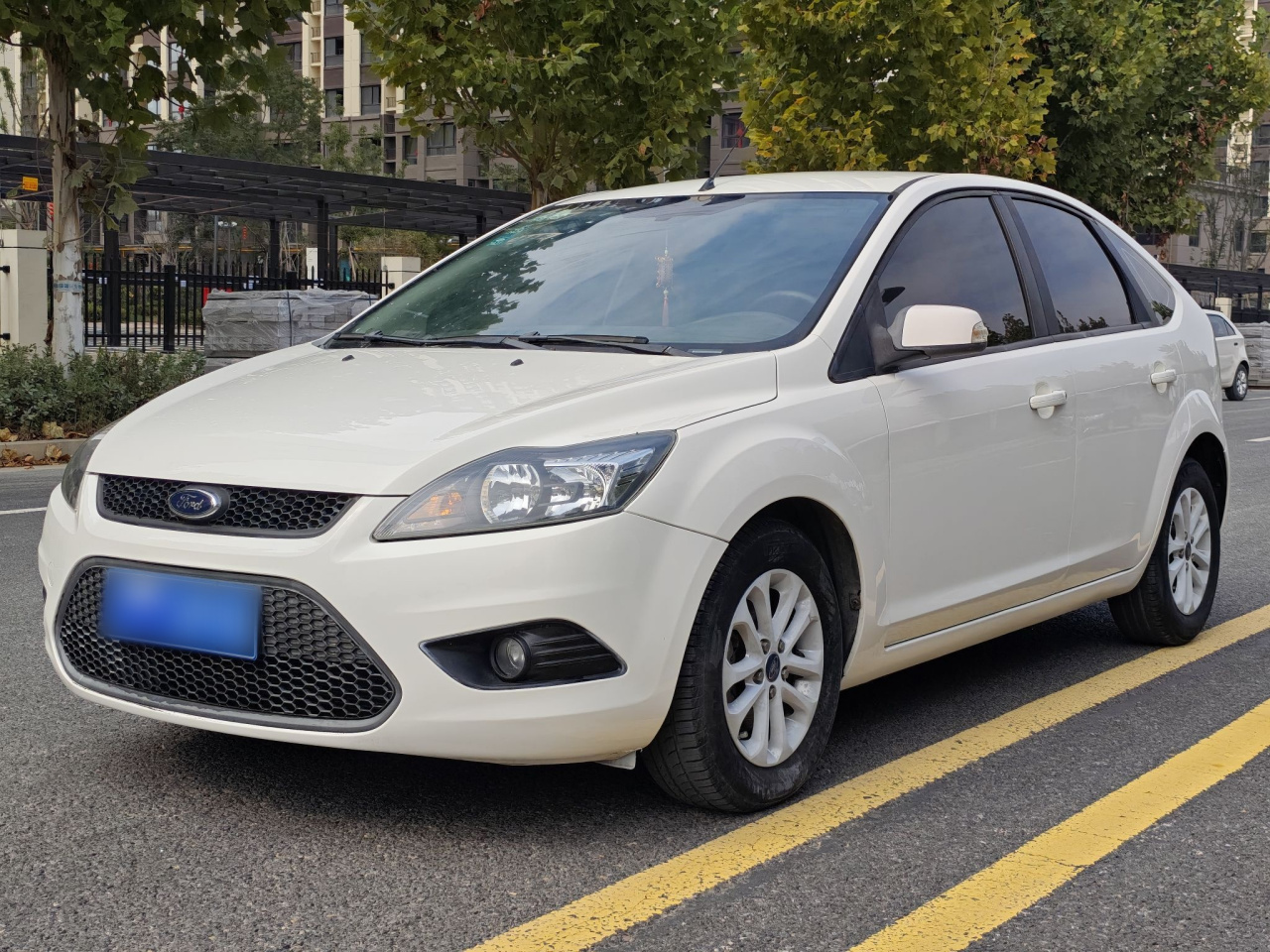 Focus 2013 Hatchback Classic 1.8L AT
