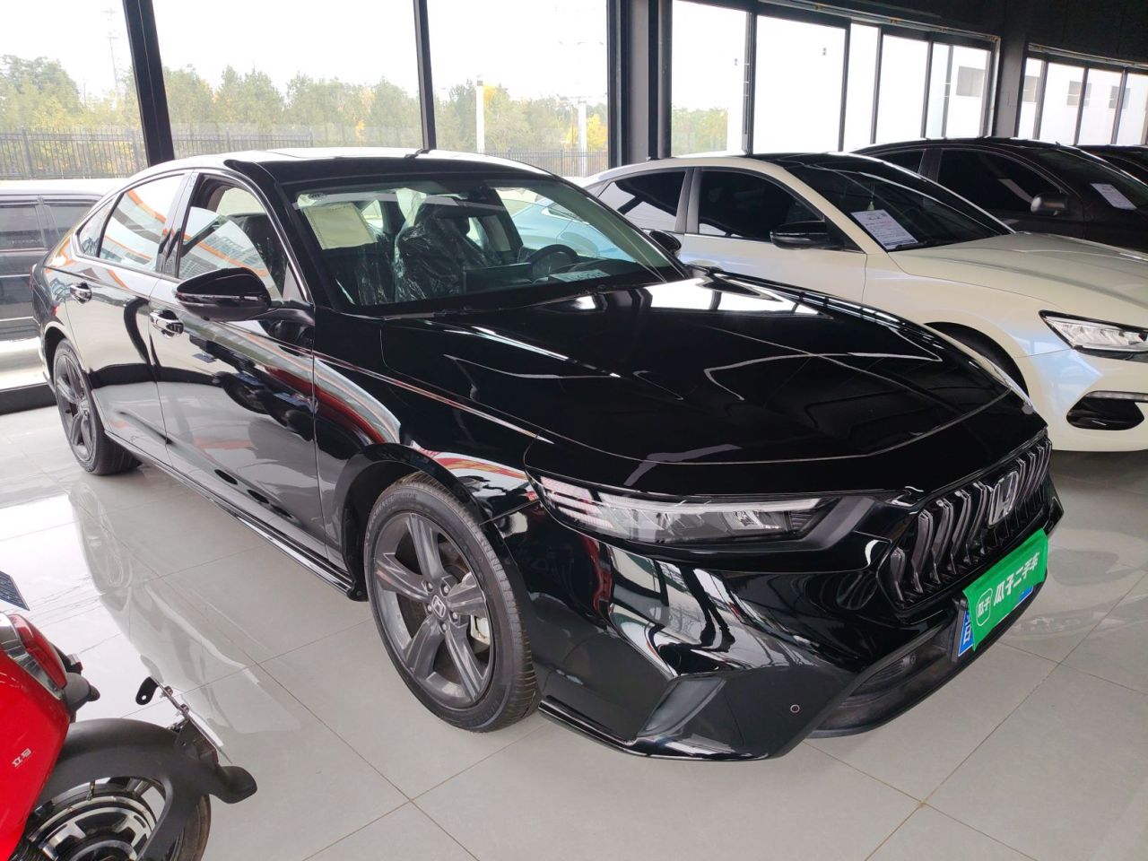 2025 260TURBO Elegant photo 4