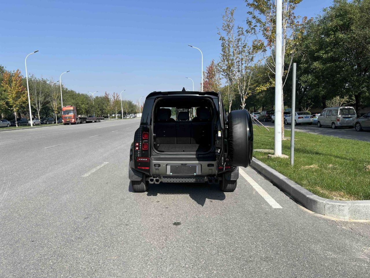 Defender 2024 110 3.0T P400 X-DYNAMIC HSE photo 5