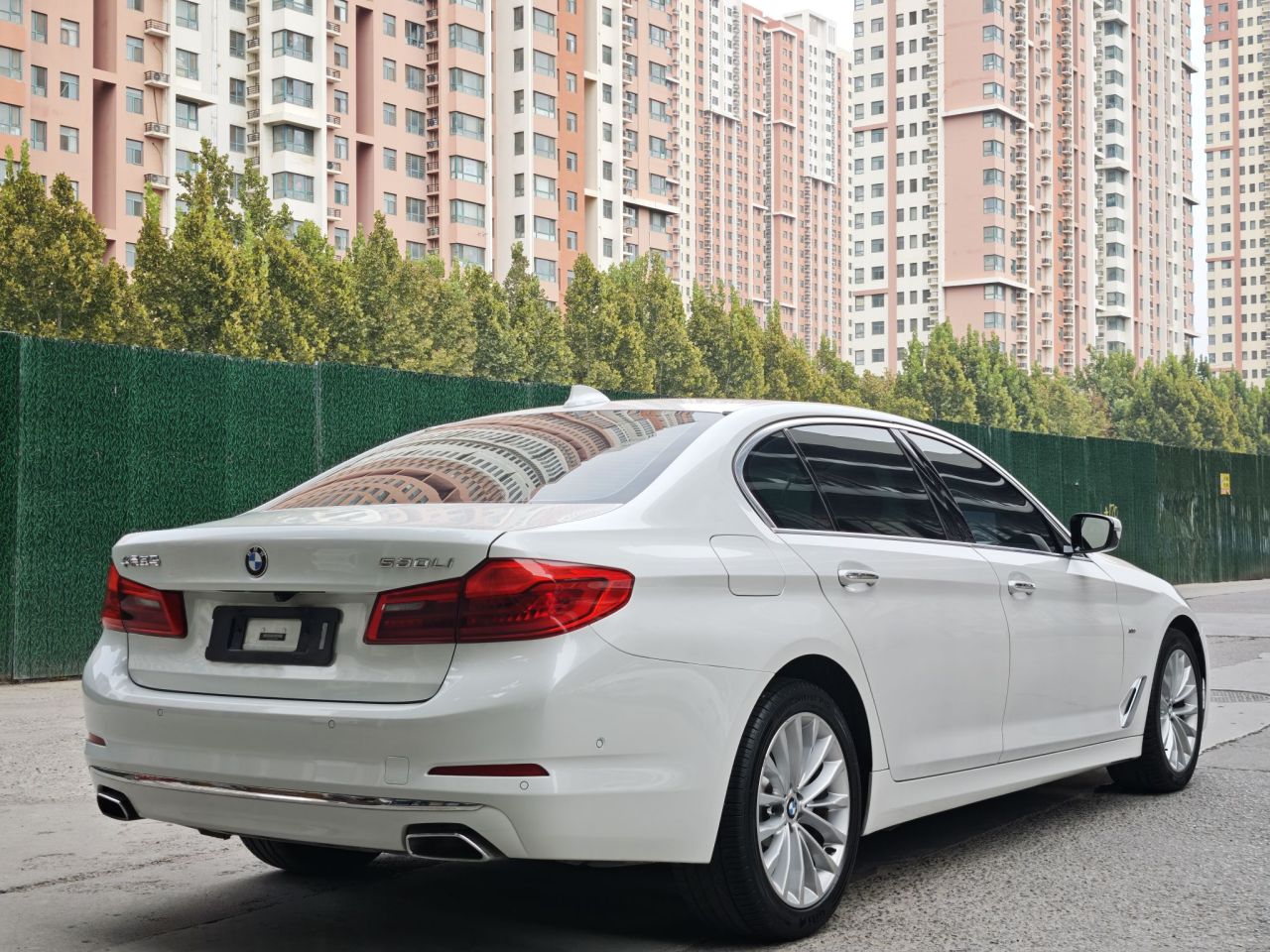 5 Series 2018 Facelift 530Li Leading Luxury photo 4