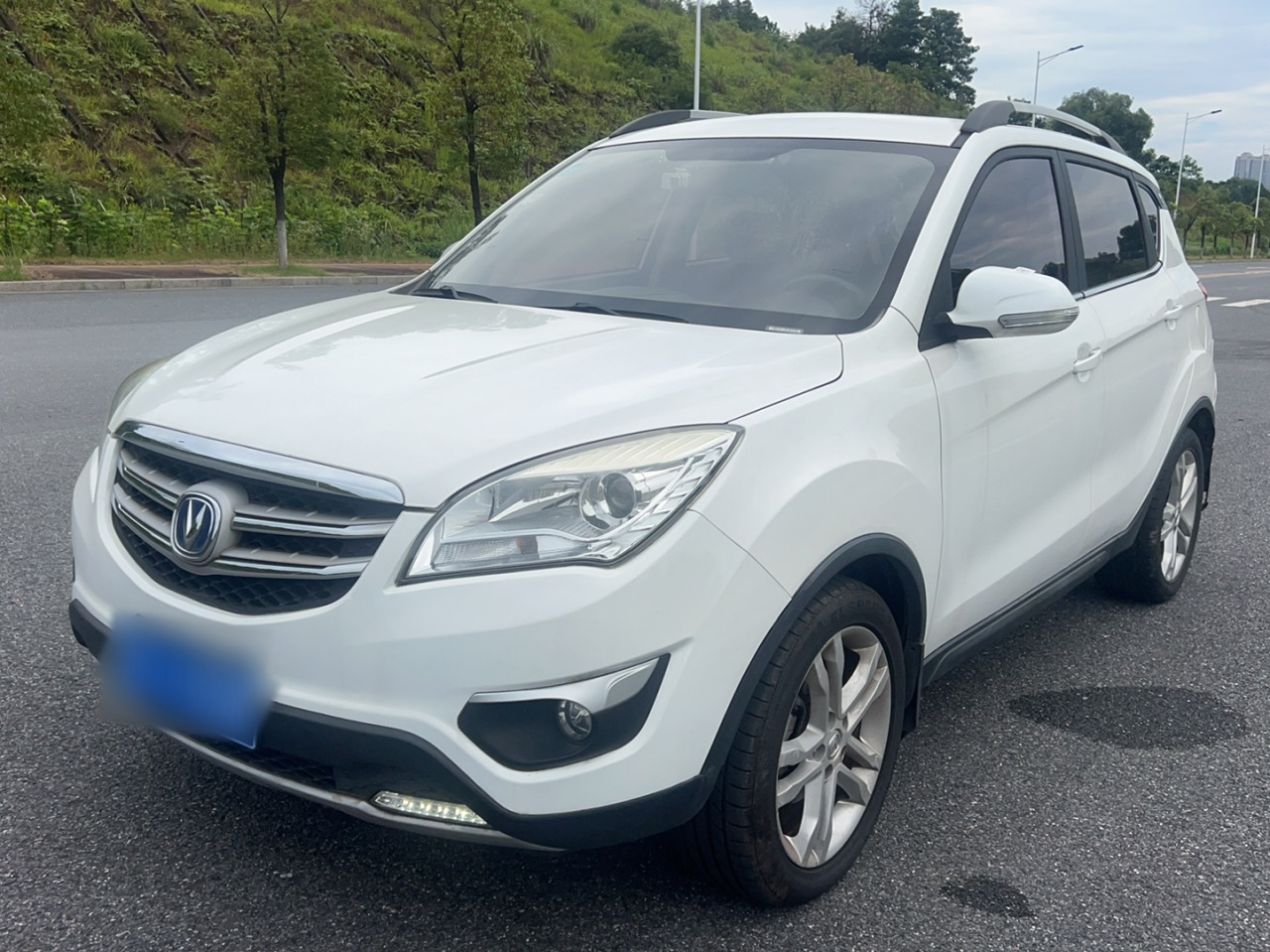 CS35 2016 1.6L AT Luxury China V