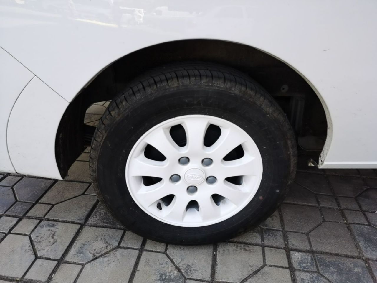 Refine M3 2025 PLUS 1.5T MT Classic 7-Seater photo 4