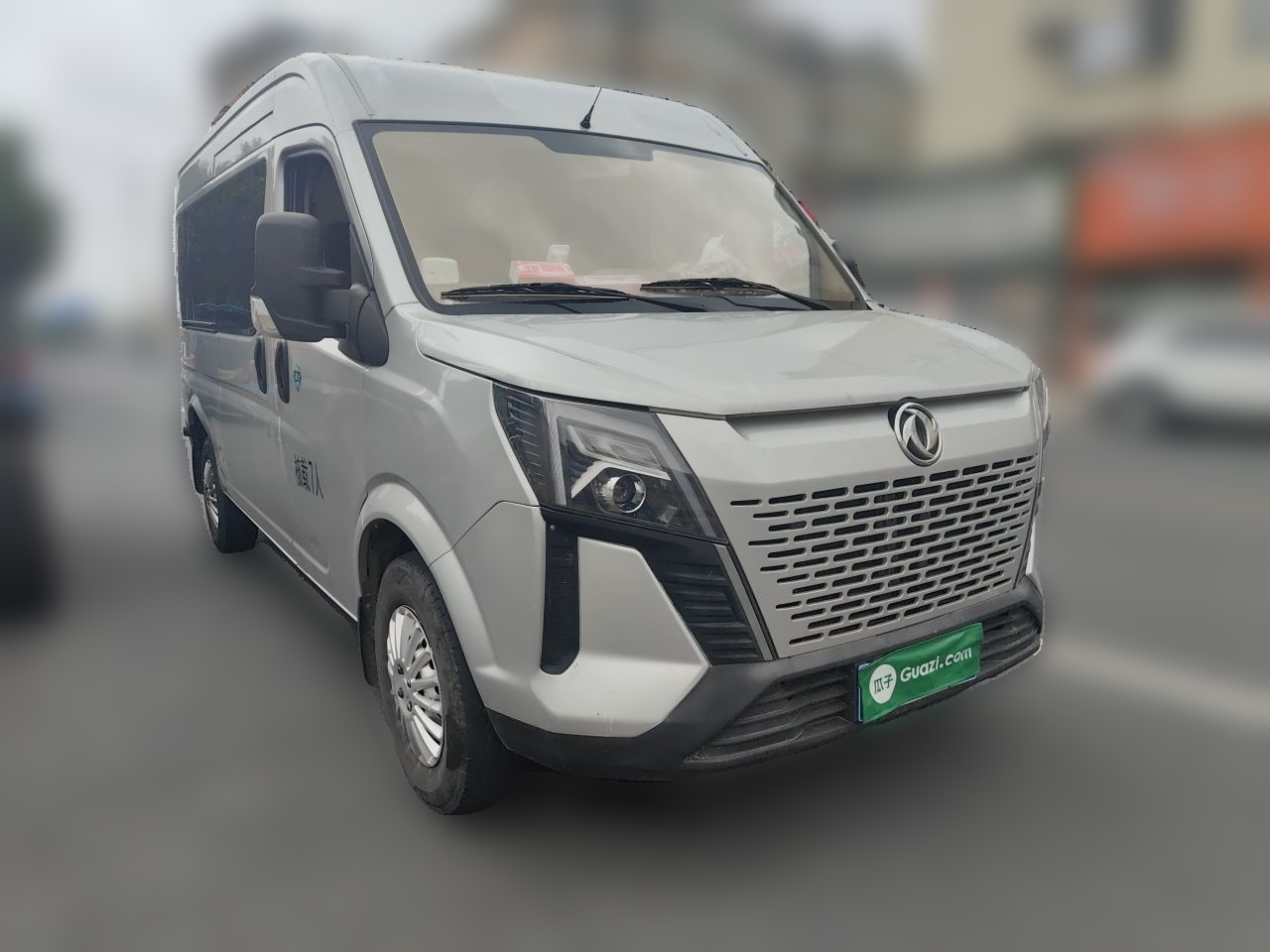Yufeng 2023 V9+ 2.0T MT FWD Medium Wheelbase 7/8/9-Seater photo 3