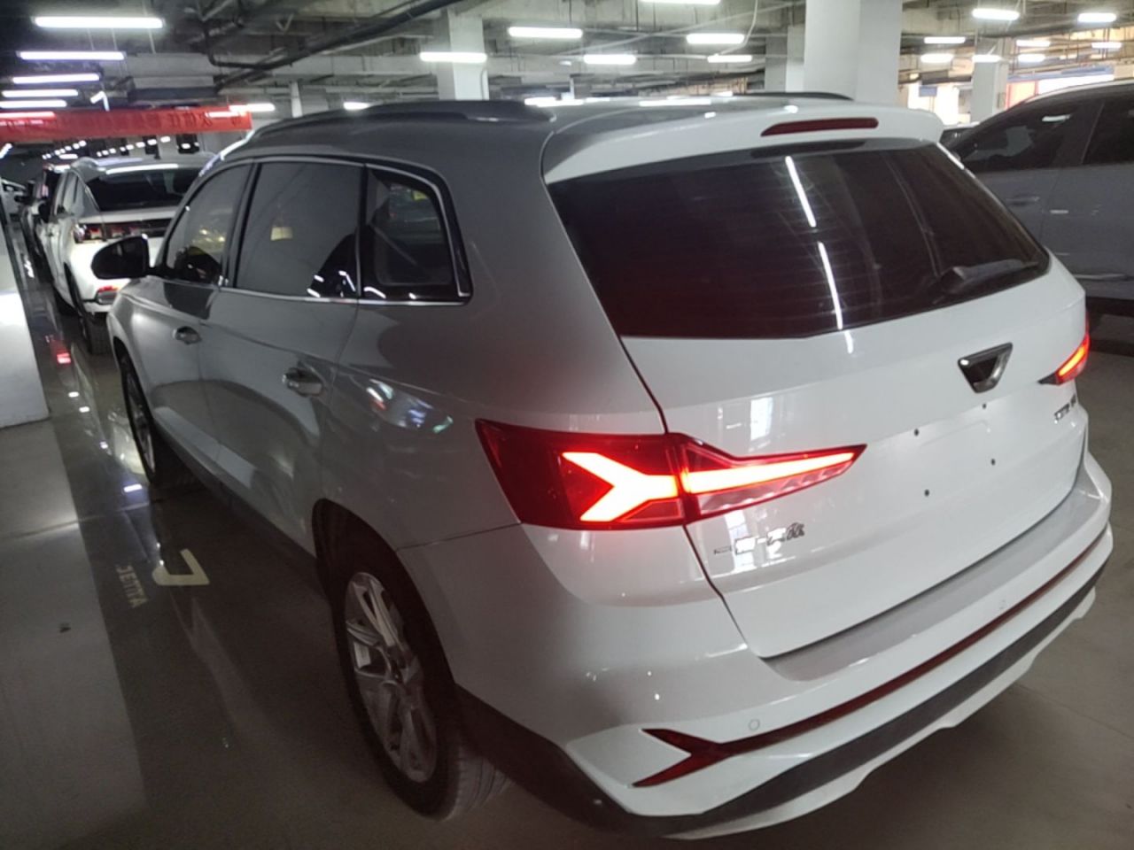 VS7 2022 280TSI AT Progressive photo 4